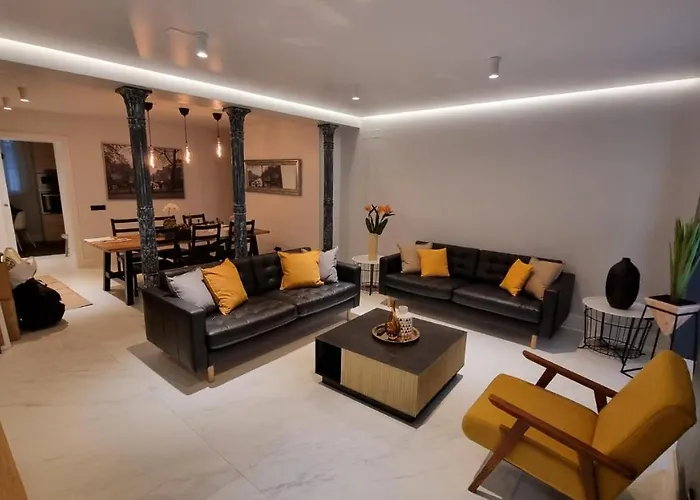Puerta Del Sol Iii, 4 Bedrooms 5Wc