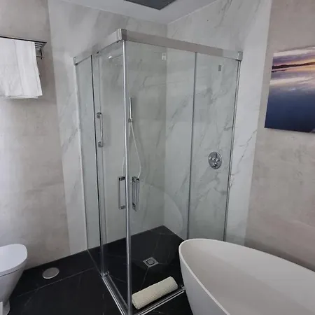Puerta Del Sol Iii, 4 Bedrooms 5Wc Madrid Exterior photo